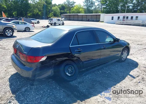 2005 Honda Accord 2.4 Lx from USA, damaged, VIN 1HGCM56495A055476